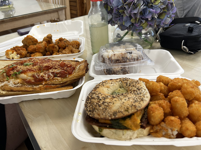 Georgie's Diner photo 4